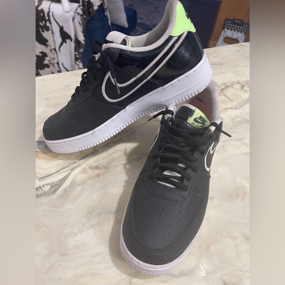 Nike Air Force 1 Low (size men 10.5) - Picture 2 of 15